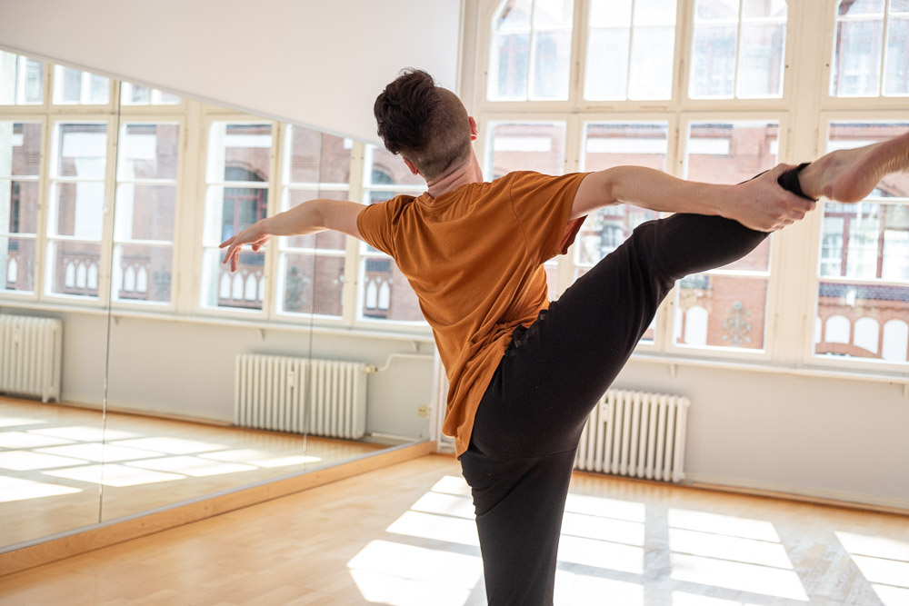 Contemporary tanzen in Berlin Tanzschule Keller Steglitz